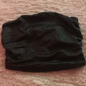 Black shien top